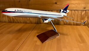 ULTRA RARE DELTA AIRLINES MD-11 PACIFIC MINIATURES PAC MIN MODEL PLANE 1/100
