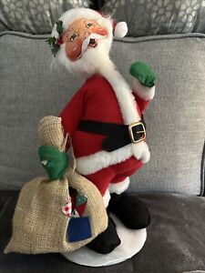 Annalee Doll 18 Inch Musical Caroller Santa Plays “Here Comes Santa Claus”