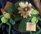 Annalee Flowering Lilly Pad And Two Frogs