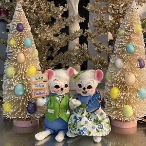 Annalee Spring Girl Mouse With Butterfly & Boy Mouse With Flower Sign New