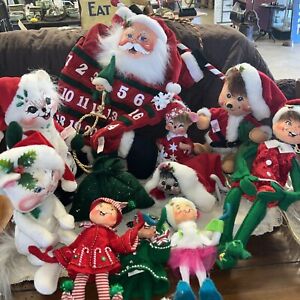 Lot Of 9 Annalee Dolls - Vintage- Cats, Mice, Elves, Christmas Santa Calendar !!