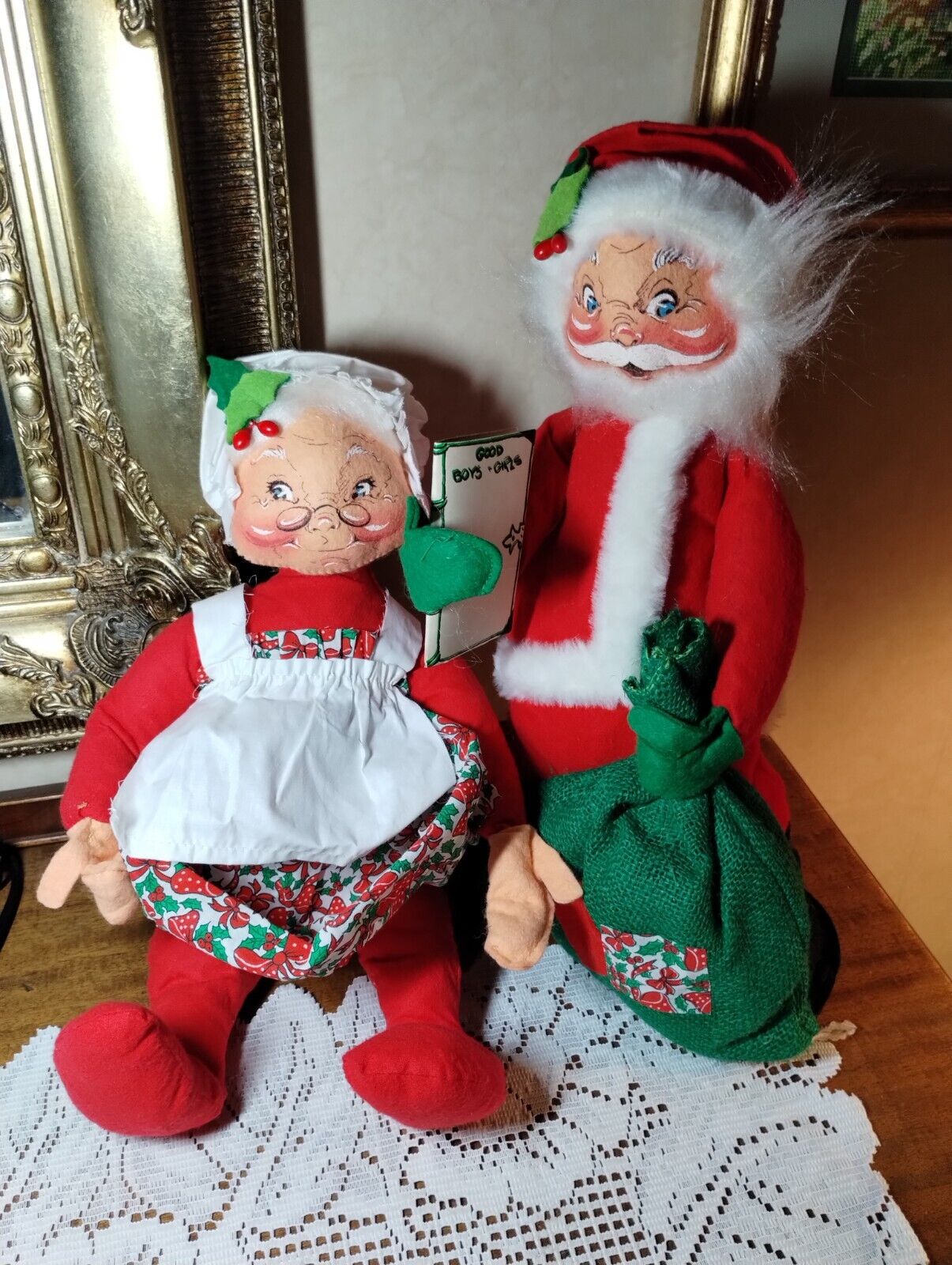 PAIR OF VINTAGE ANNALEE SANTA & MRS. SANTA 16" DOLLS 1967-1972