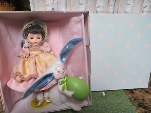 Vintage Modern 8" MADAME ALEXANDER EASTER SURPRISE w AnnaLee Rabbit-Box-Club
