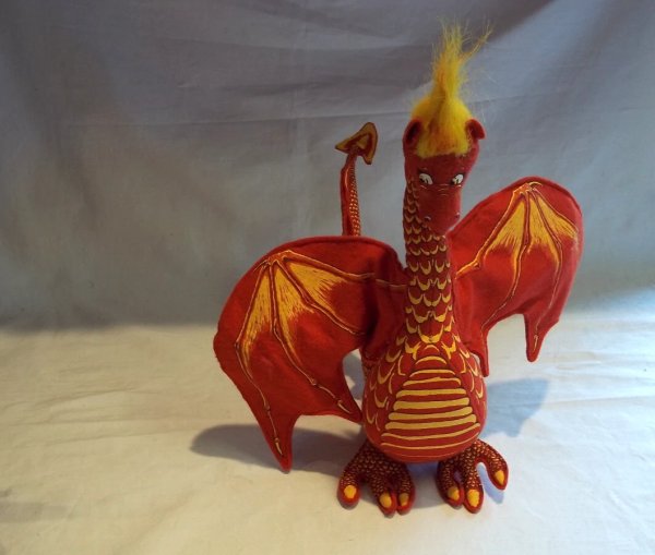 Annalee 12" Red Fire Dragon 2005
