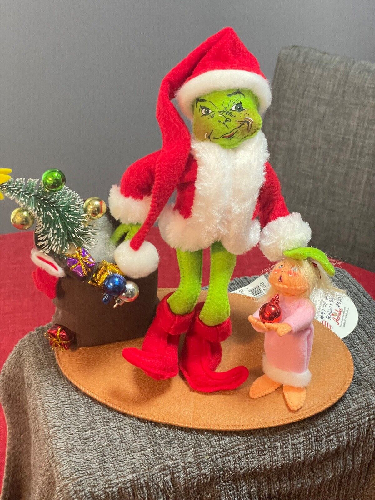 Annalee 2023 9” Whovillain Grinch With Cindy EXCLUSIVE