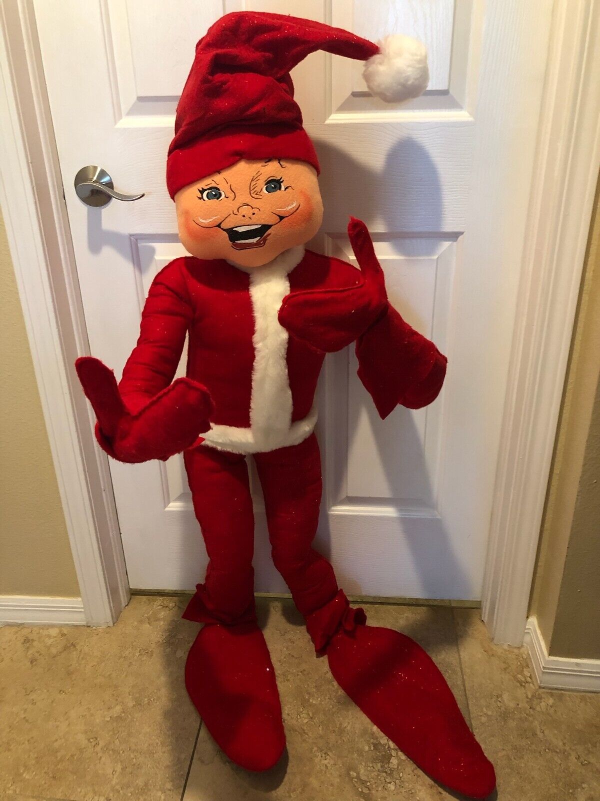 4 Foot 48 inch Annalee Red Christmas Elf Doll- 2004. Rare and Hard to Find!