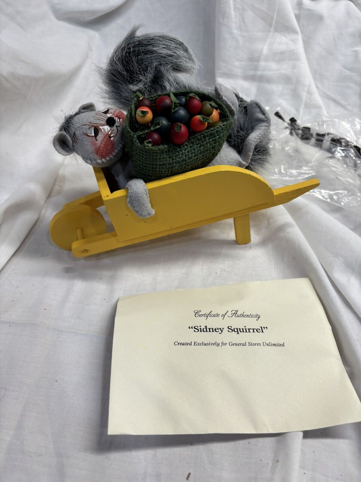Annalee 7" Sidney Squirrel - COA 638 / 1,500