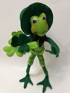 2020 Annalee Doll 160820 Irish Frog Holding Shamrock 14” St. Patrick’s Day New