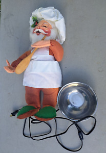 vintage 1989 Annalee animated motorized Santa Chef Baker closed eyes 18" high
