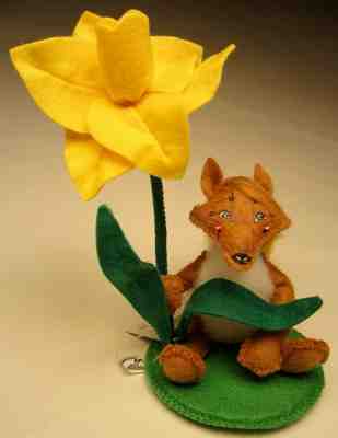 Annalee Spring Easter New for 2020 Daffodil Fox Mobility Doll 4" Smiling