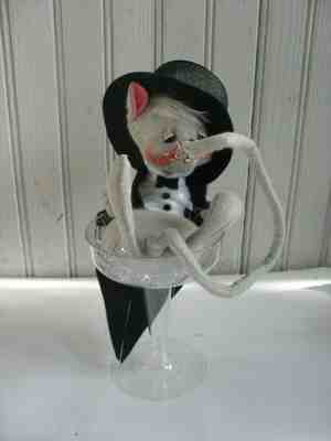 Annalee Doll Celebrate 1994 New Years Mouse in champagne glass 