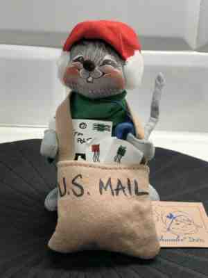 1991 Annalee 7" Mailman Mouse With Bag Of US Mail