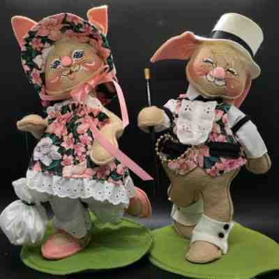 Vintage Annalee ‘97 Bunny Boy & Girl 12" Floral Spring Easter Male Female Set