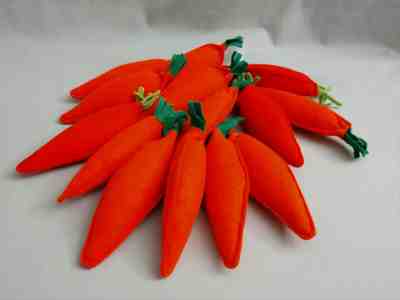 Annalee dolls - Fourteen 6" carrots