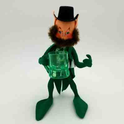 ANNALEE Mobility 8" Leprechaun IRISH Elf St. Patrick's Day Figure Beer Stein