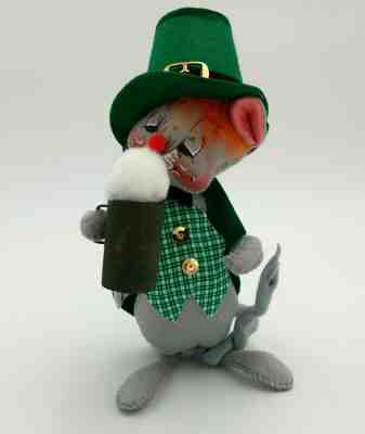 1993 ANNALEE St Patricks Day IRISH Poseable Top Hat Tails Mouse Green Beer Stein