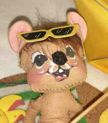 VTG 1990 Annalee Doll Beach Mouse Umbrella Swimming Summer Time Smiling Sun USA