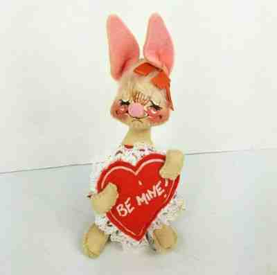 ANNALEE Doll  7" Be Mine! Valentine Bunny Rabbit 1965-1983 Tush Hearts Love