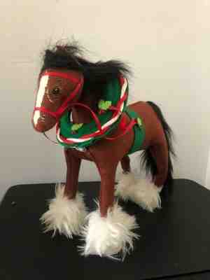 Annalee Clydesdale Horse 9" 1975 w/ Wreath around neck