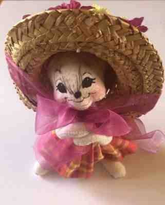 Annalee Doll Petal Macys Flower Girl Mouse 2002 Straw Hat