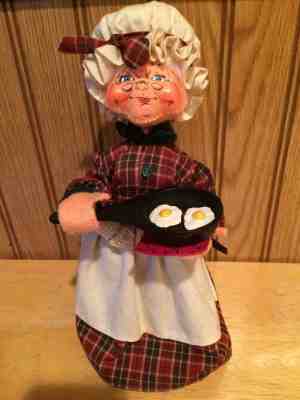 Annalee  2010 75th Anniversary collection, Lady Cook