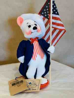 Annalee 4th of July Memorial Day 2000 8" Patriotic Bear holding American Flag