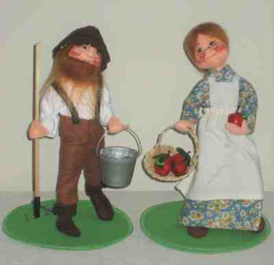 ANNALEE 10" Mrs Farmer w Apples AND Mr Farmer w Pail (2 Dolls) ~ NWT ~ USA '96 