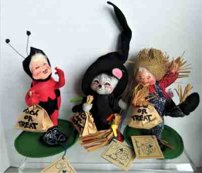 3 Annalee TRICK or TREAT Vintage 1992-93 Dolls, WITCH, LADYBUG, SCARECROW w/tags