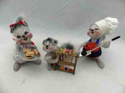 Annalee Dolls - 3 pcs. - Backyard Buddies (squirrels), #250701, 250801 & 250901