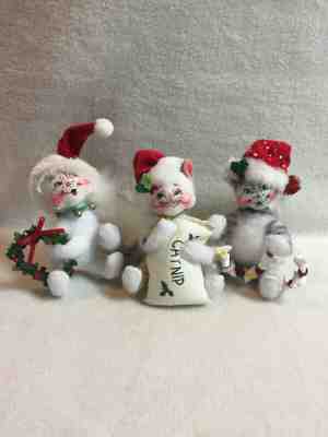 Annalee Dolls - 3 Christmas Cats - White Calico Gray and White - (2005-2007)