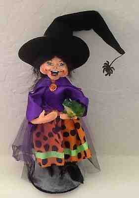 ANNALEE ~ 2010 ~ Halloween ~ " Dotty Witch" ~ # 301510 ~  NWT 