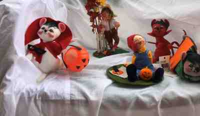 Annalee Fall Themed Dolls - 5 in the Lot