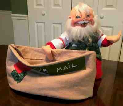 VINTAGE ANNALEE 16 INCH SANTA CHRISTMAS MAILMAN WITH MAIL BAG #5640, ‘91
