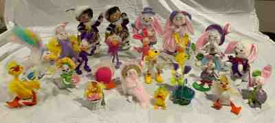 ESTATE LIQUIDATION: 23 DIFFERENT EASTER THEME ANNALEE FIGURES/DOLLS