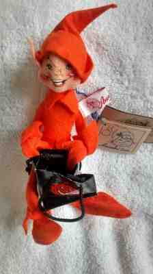 ANNA LEE HALLOWEEN TRICK or TREAT ELF 10"