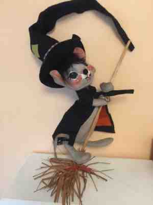 Annalee Mobilitee Black Mouse Witch Broom Hat Halloween Decoration 1965 17”