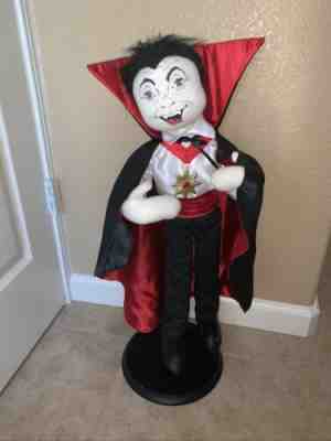 Annalee 26" 2003 Unique DRACULA HALLOWEEN Decor Doll