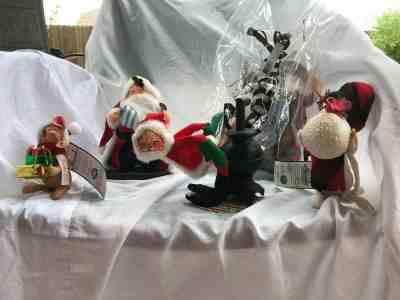 Annalee Christmas Dolls  - 5 Dolls Included In The Lot