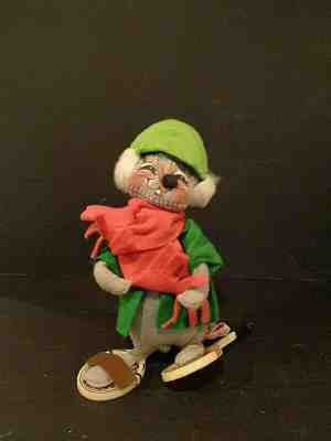 Vintage Annalee '91 Mouse Doll Winter Christmas Attire Tennis Racket Snowshoes