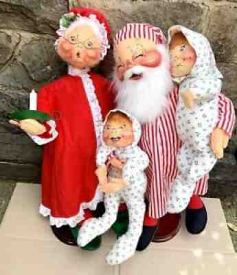 Vintage Annalee 30" Santa Mrs Claus w/2 child dolls Kids in Christmas PJs 1988