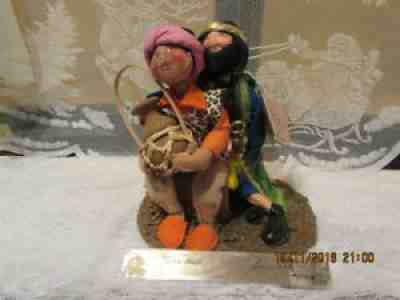 ANNALEE DOLLS 1988 10" TWO NATIVITY WISEMEN WITH PLAQUE SIGNED ANNALEE MWT