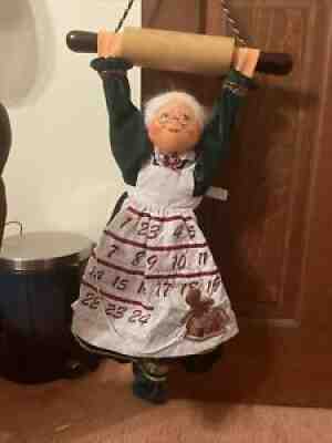 ANNALEE Mrs Claus Hanging Advent Calendar Doll