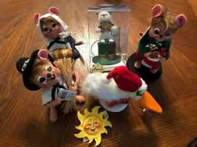 Lot 5 ANNALEE DOLLS Pilgrim Boy Girl Mouse Irish Christmas Stocking Catch + Pin!