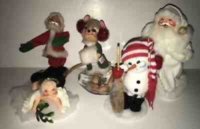 5 Annalee CHRISTMAS Dolls 2 Santaâ??s Snowman Mouse Skating Angel Vintage LOT