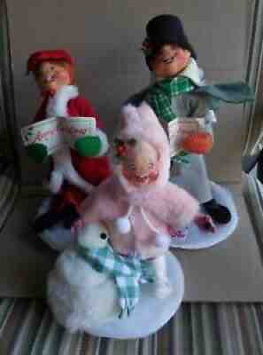 Vintage Annalee Holiday Dolls 2 Christmas Carolers & Girl Building A Snowman