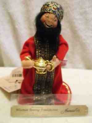 ANNALEE CHRISTMAS NATIVITY WISEMAN BEARING FRANKINCENS - 10 IN - 1996