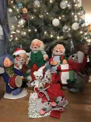 VINTAGE ANNALEE DOLLS LOT OF 8 CHRISTMAS DOLLS 9"-18" TALL ALL VERY CUTE!