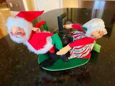 1963 Vintage ANNALEE MOBILITEE DOLLS - Mr. & Mrs. Santa Claus Warming by Stove