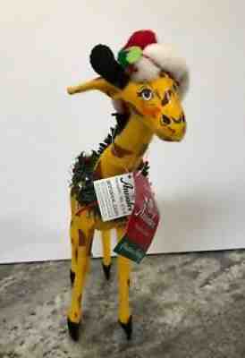 Rare ANNALEE 15â? CHRISTMAS GIRAFFE DOLL W/ Wreath & Santa Hat W/ Tag