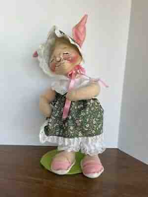 Annalee 1996 Easter Parade Girl Bunny Rabbit Large 18" Tall